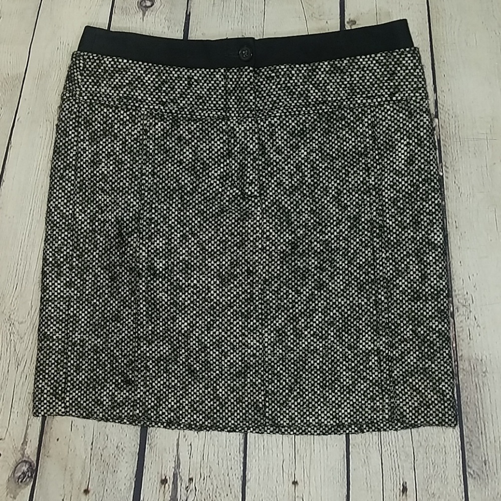 NWOT ANN TAYLOR LOFT Petites 2P wool skirt - Picture 1 of 6